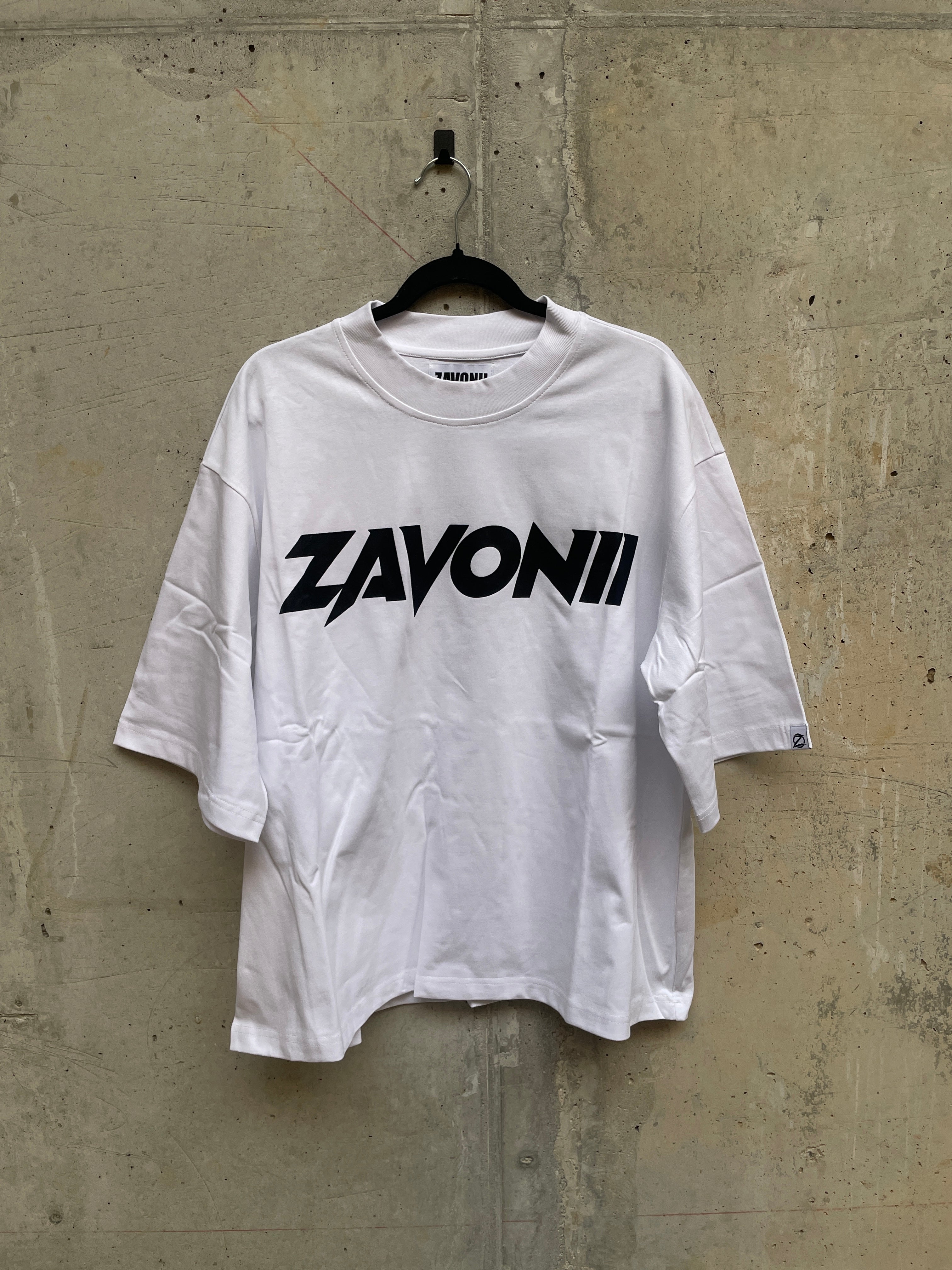 ZAVONII T